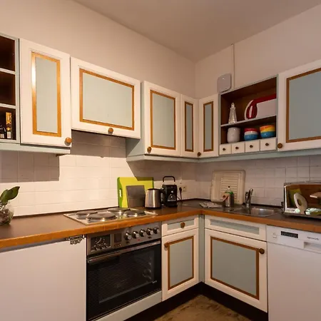 Apartmán Absteige Innsbruck- Zentrale Ferienapartments *