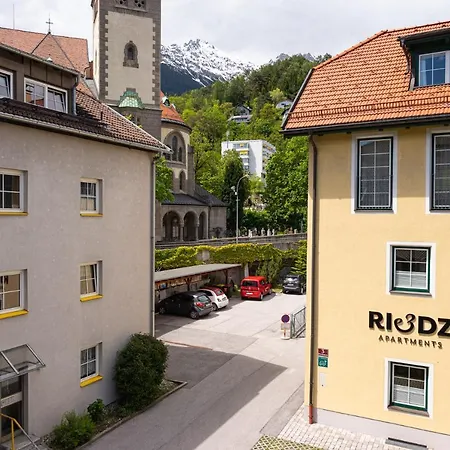 Absteige Innsbruck- Zentrale Ferienapartments Апартаменты Инсбрук