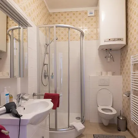 Absteige Innsbruck- Zentrale Ferienapartments * Innsbruck