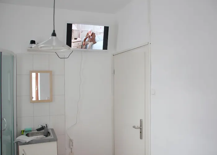 Absteige Innsbruck- Zentrale Ferienapartments 因斯布鲁克