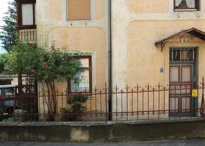 Appartement Absteige Innsbruck- Zentrale Ferienapartments