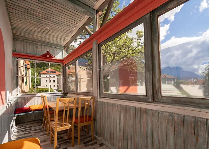 Absteige Innsbruck- Zentrale Ferienapartments Apartman *