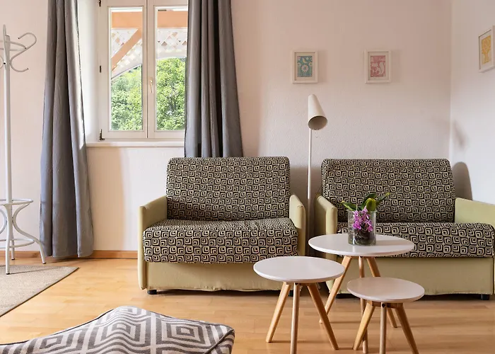 Appartement Absteige Innsbruck- Zentrale Ferienapartments *