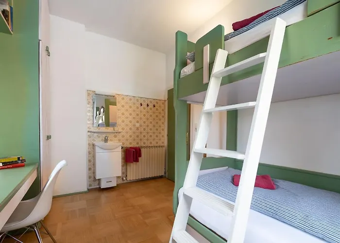 Daire Absteige Innsbruck- Zentrale Ferienapartments *