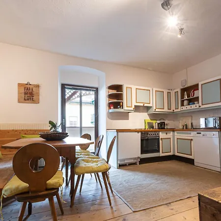 Absteige Innsbruck- Zentrale Ferienapartments Апартаменты