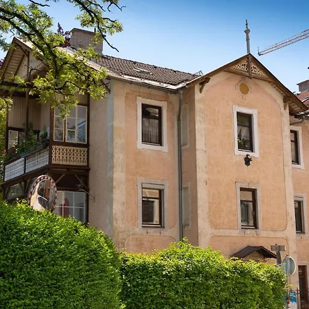 Absteige Innsbruck- Zentrale Ferienapartments Апартаменты *