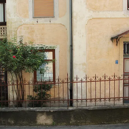 Апартаменты Absteige Innsbruck- Zentrale Ferienapartments